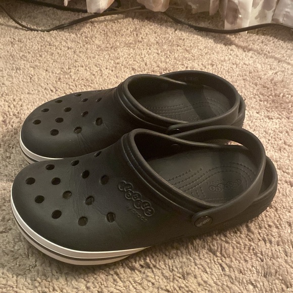 Jibbitz by Crocs black and white clogs unisex size 7M/9W - Picture 4 of 17